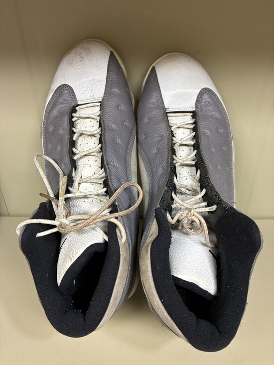 Jordan Air Jordan 13 Retro Atmosphere Grey Sneaker 414571-016 Gray 2019 Size 14 main image 5